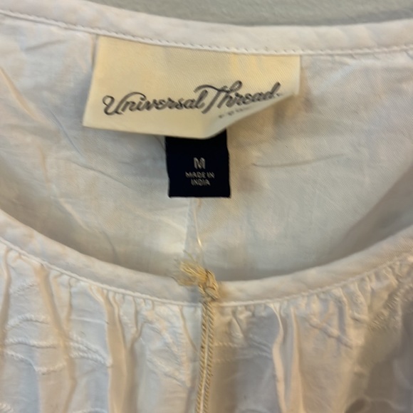 Universal Thread Women’s Tiered White Eyelet Maxi Dress SZ M - Picture 4 of 7